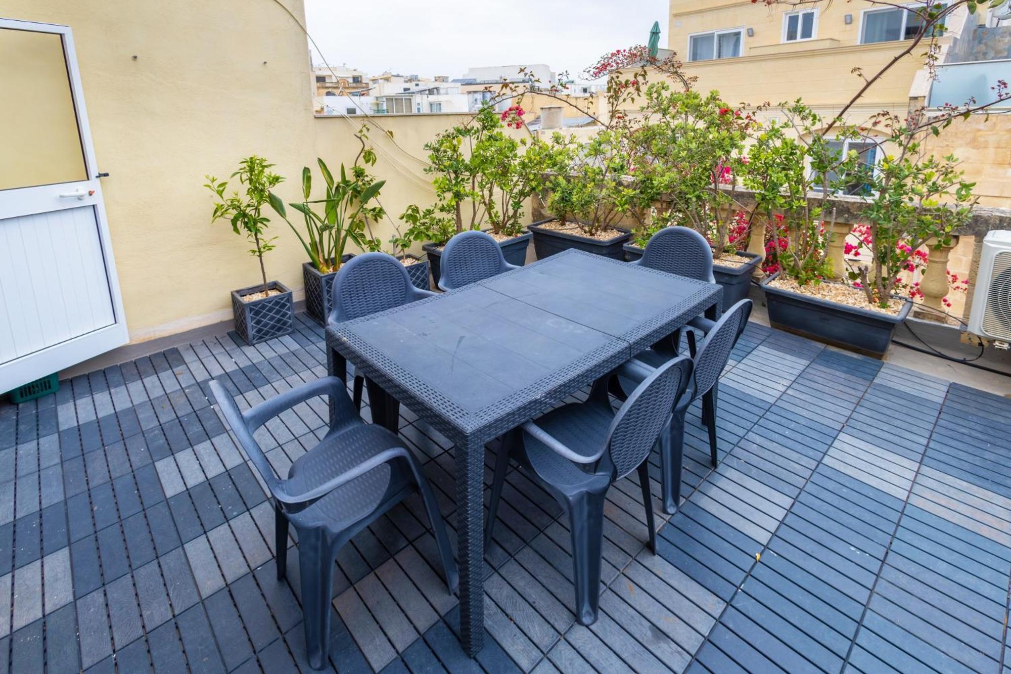 Quiet Ensuite Budget Twin Room Sliema Dış mekan fotoğraf