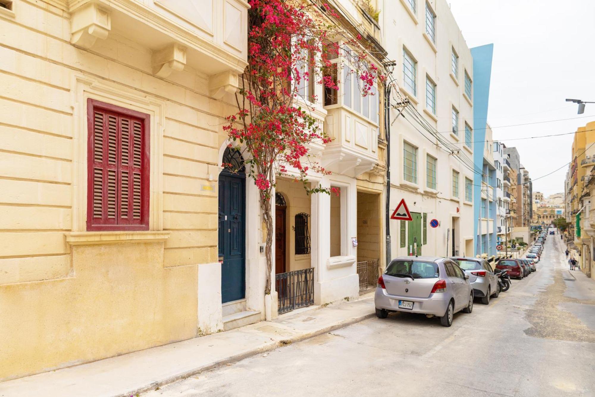 Quiet Ensuite Budget Twin Room Sliema Dış mekan fotoğraf